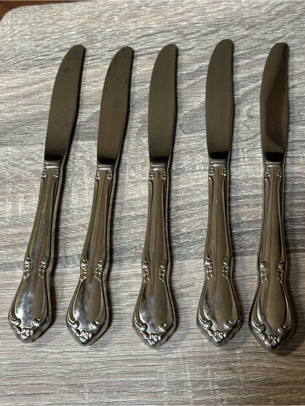 SET of 5 Oneidacraft Deluxe Stainless CHATEAU Dinner Knife Oneida Knives